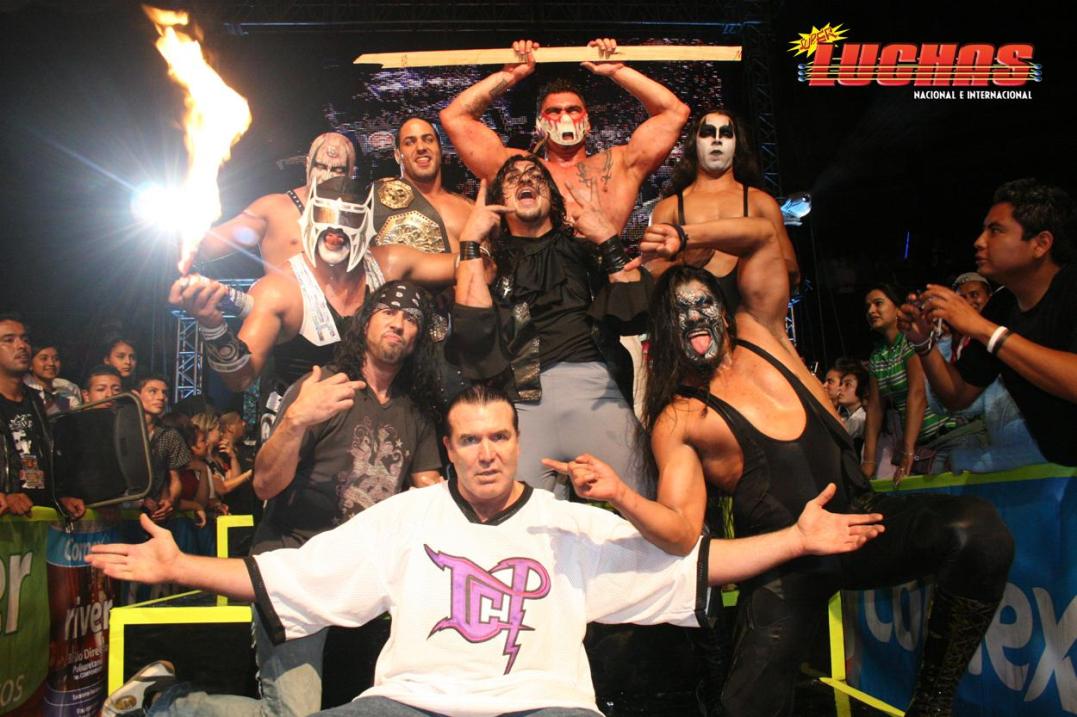 WWE Monday Night RAW. Cartelera 13/Octubre/2011 Img_2621